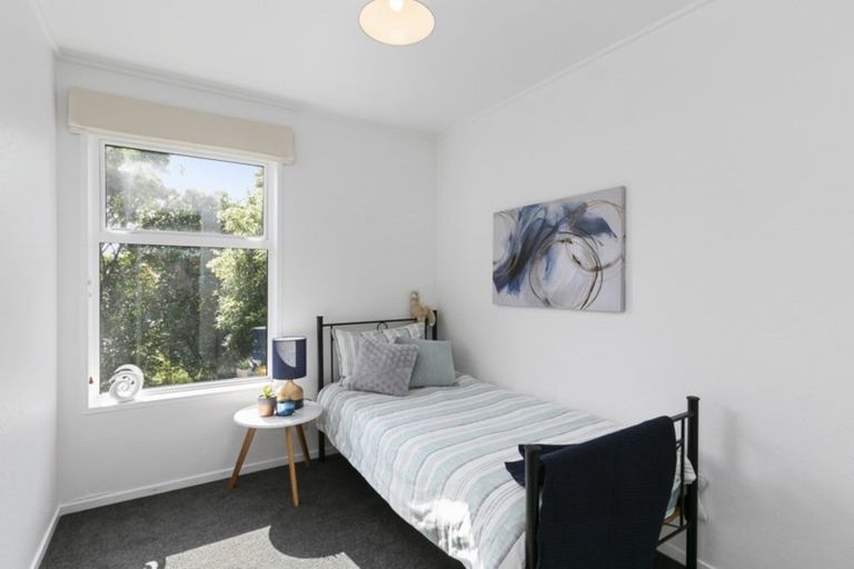 Photo of property in 33b Cambrian Street, Churton Park, Wellington, 6037