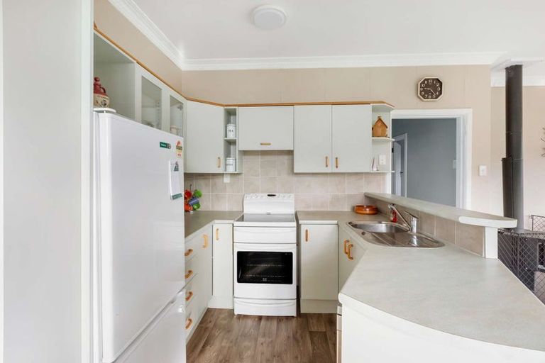 Photo of property in 56 Blaydon Street, Waikaia, 9778