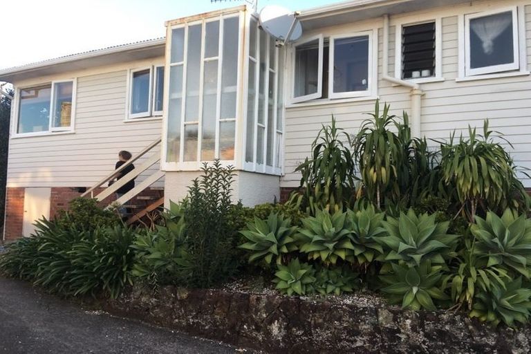 Photo of property in 4 Beverly Place, New Lynn, Auckland, 0600