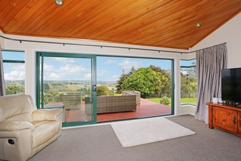 Photo of property in 264 Logan Road, Buckland, Pukekohe, 2677