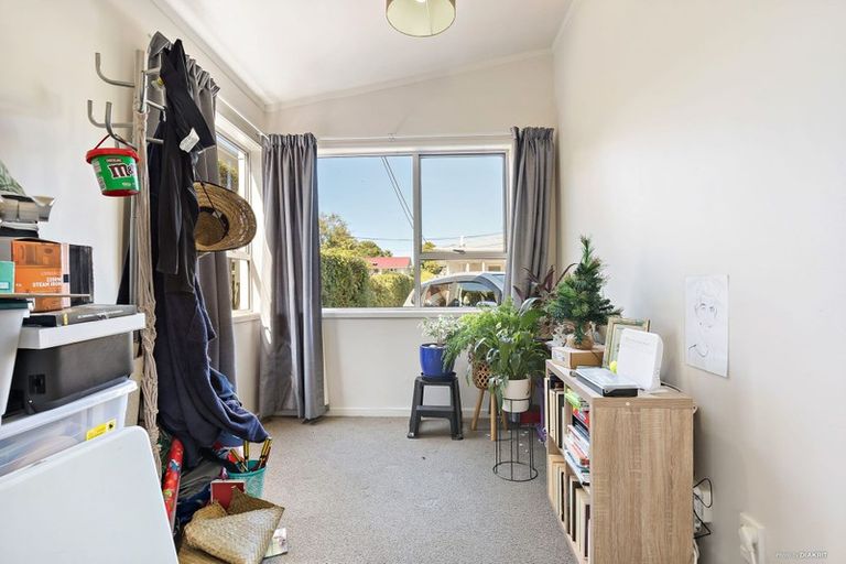 Photo of property in 3/5 Camden Road, Sandringham, Auckland, 1025