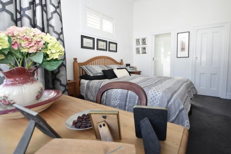 Photo of property in 12 Rhodes Street, Carterton, 5713