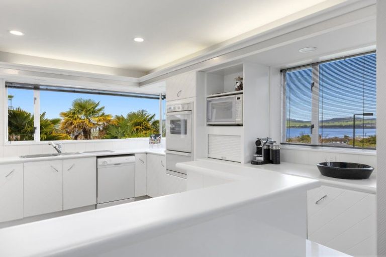 Photo of property in 13 Boundary Road, Waipahihi, Taupo, 3330