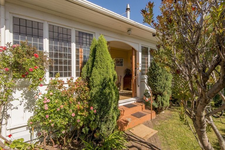 Photo of property in 1 Bay View Road, Moncks Bay, Christchurch, 8081