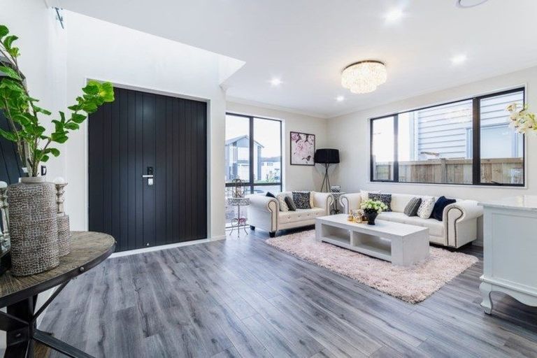 Photo of property in 21 Nightingale Road, Flat Bush, Auckland, 2019