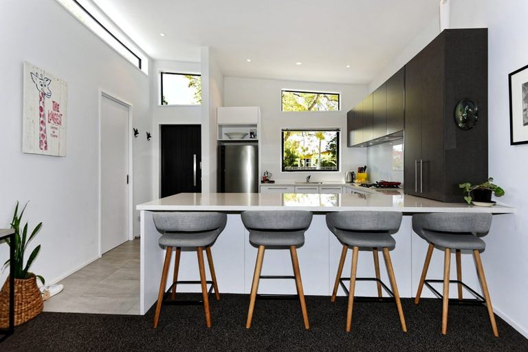 Photo of property in 1/171 Stapletons Road, Richmond, Christchurch, 8013