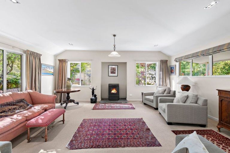 Photo of property in 62 Adamson Drive, Arrowtown, 9302