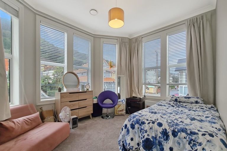 Photo of property in 49 Tinakori Road, Thorndon, Wellington, 6011