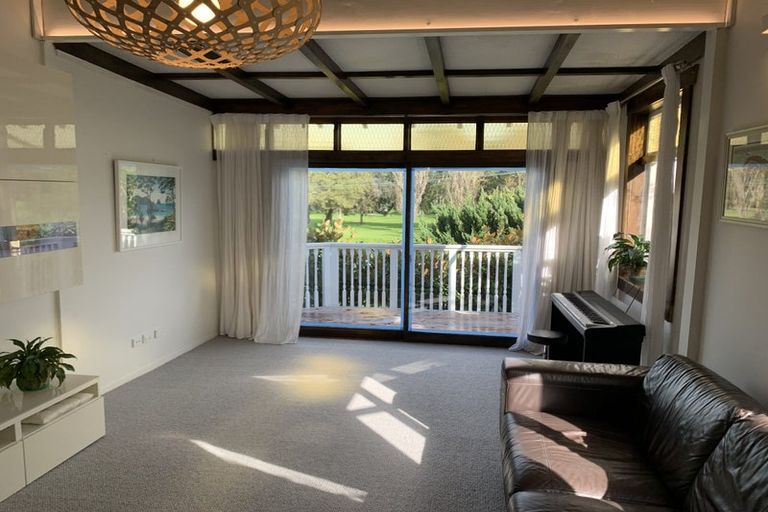 Photo of property in 32 Wairoa Road, Narrow Neck, Auckland, 0624