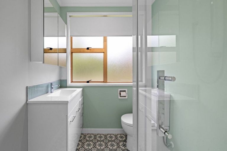 Photo of property in 19 Keirunga Road, Havelock North, 4130