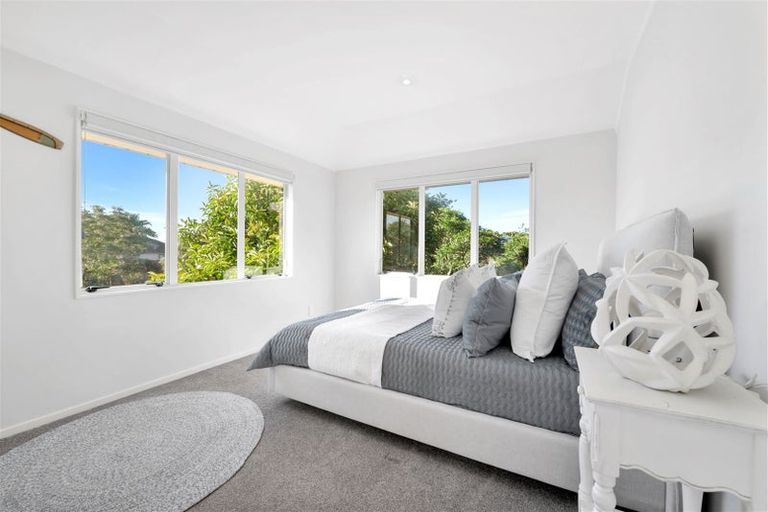 Photo of property in 10 Mt Blanc Place, Northpark, Auckland, 2013