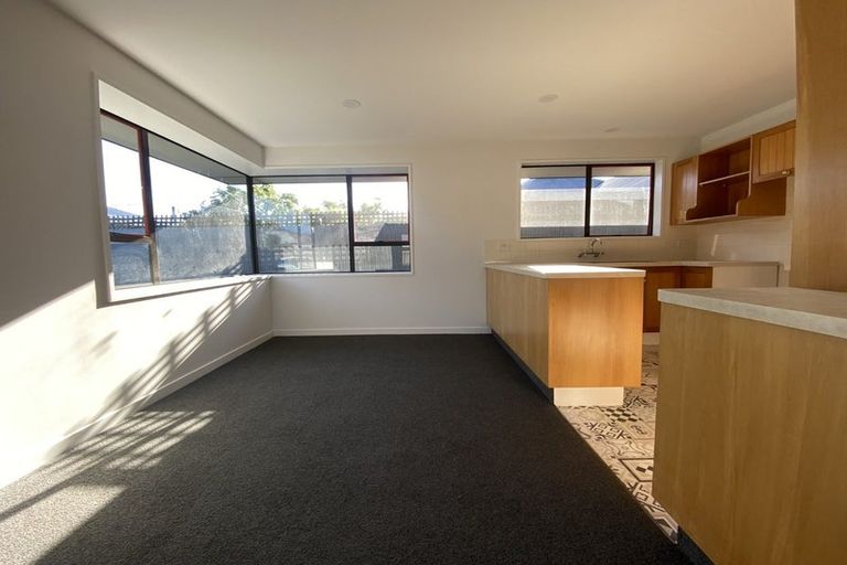 Photo of property in 3/28 Oxley Avenue, St Albans, Christchurch, 8014