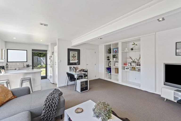 Photo of property in 89 The Esplanade, Raumati South, Paraparaumu, 5032