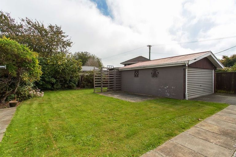 Photo of property in 11 Dunster Street, Burnside, Christchurch, 8053