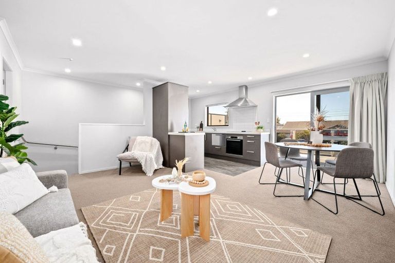 Photo of property in 2/8 Richmond Street, Whitiora, Hamilton, 3200