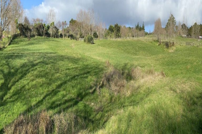 Photo of property in 6 Tawa Avenue, Kaiwaka, 0573