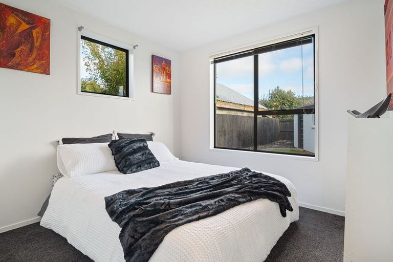 Photo of property in 45 Karnak Crescent, Russley, Christchurch, 8042