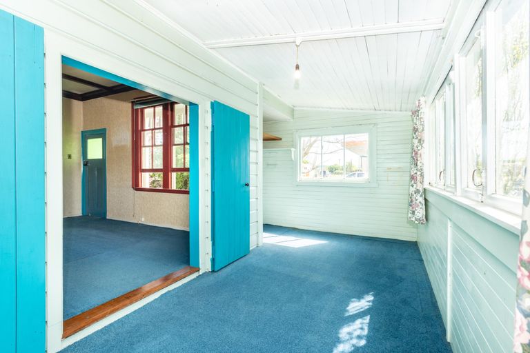 Photo of property in 60 Cliff Road, Te Karaka, 4022