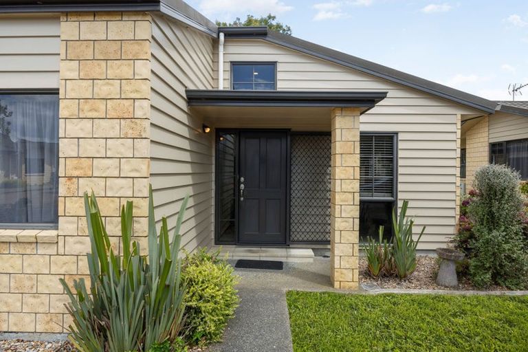 Photo of property in Bramley Gardens, 59/3 Turnbury Court, Rototuna, Hamilton, 3210