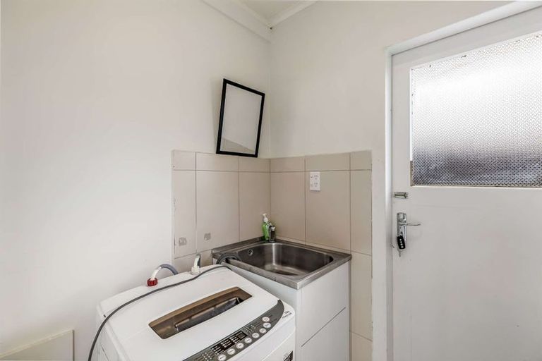 Photo of property in 1/18 Sheehan Avenue, Papakura, 2110