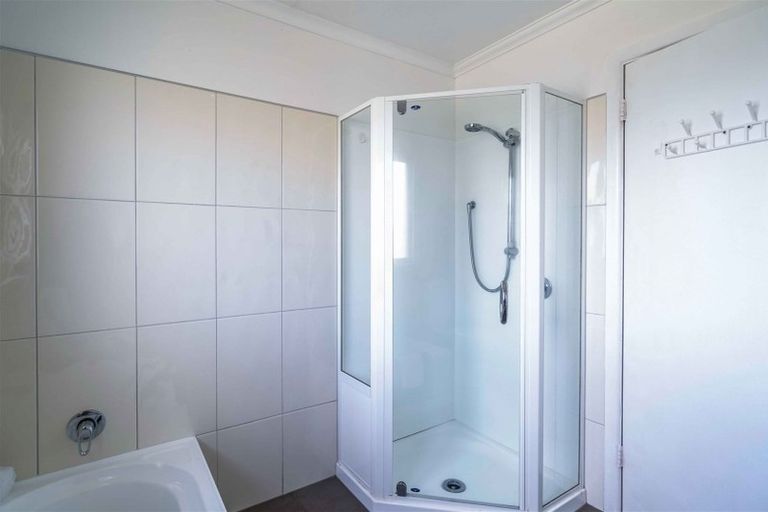 Photo of property in 2 Exmouth Street, Waverley, Invercargill, 9810