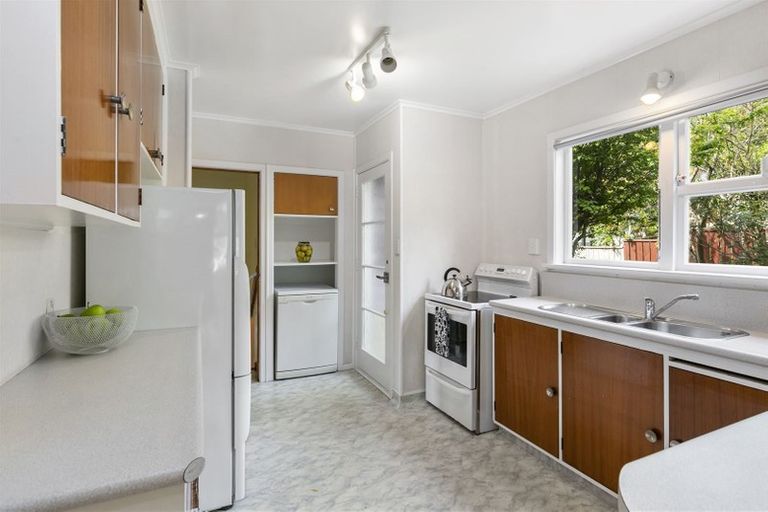 Photo of property in 11 Cleary Street, Waterloo, Lower Hutt, 5011