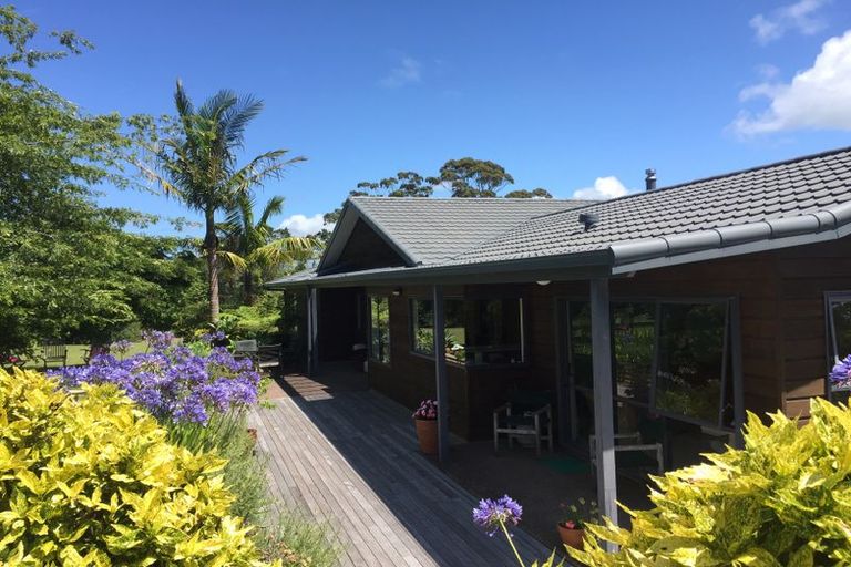 Photo of property in 205 Rangitane Road, Kerikeri, 0294