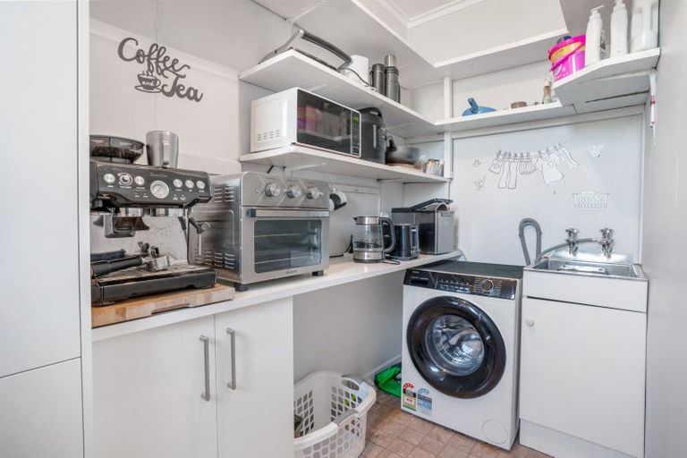 Photo of property in 38 Queen Street, Winton, 9720