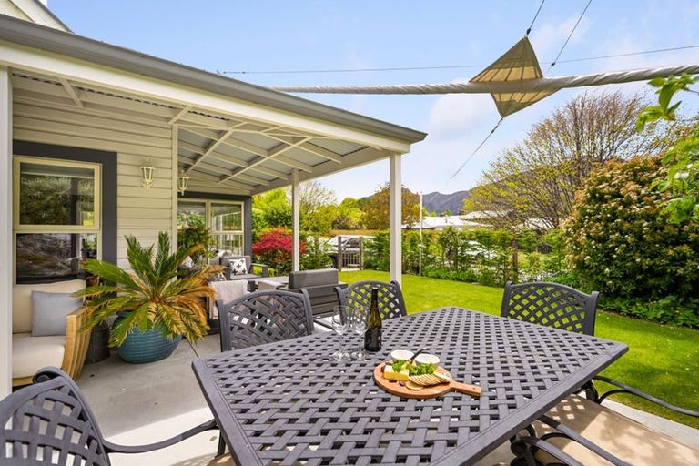 Photo of property in 22 Cornwall Street, Arrowtown, 9302