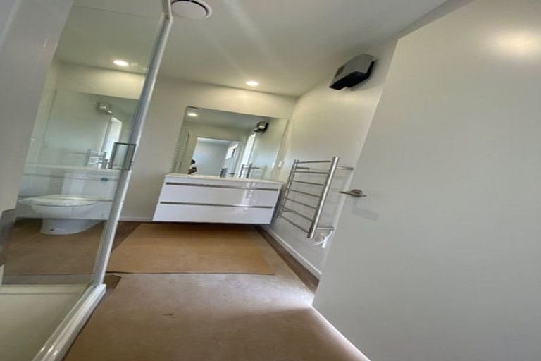 Photo of property in 11 Mehrtens Crescent, Woodend, 7691