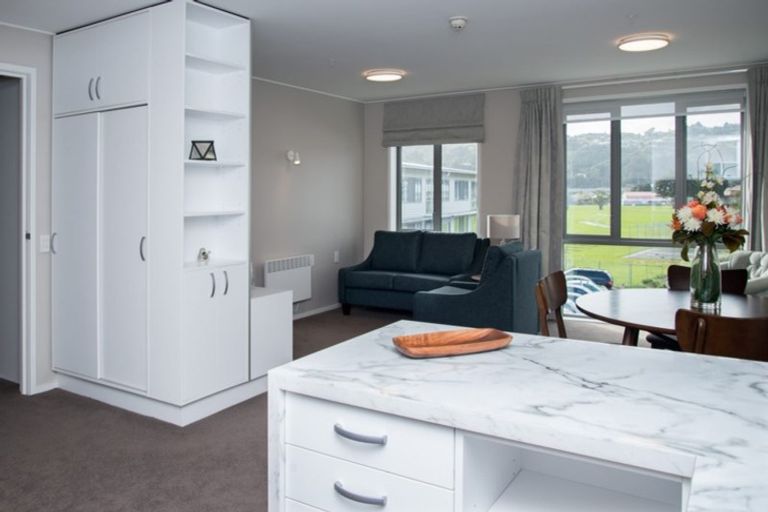 Photo of property in Woburn Apartments, 61 Wai-iti Crescent, Woburn, Lower Hutt, 5010