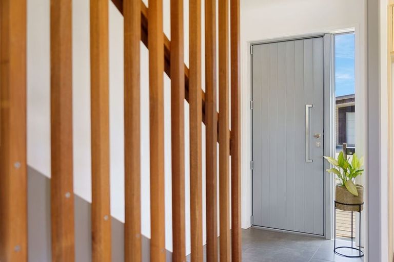 Photo of property in 4 Mirek Street, Waikanae, 5036