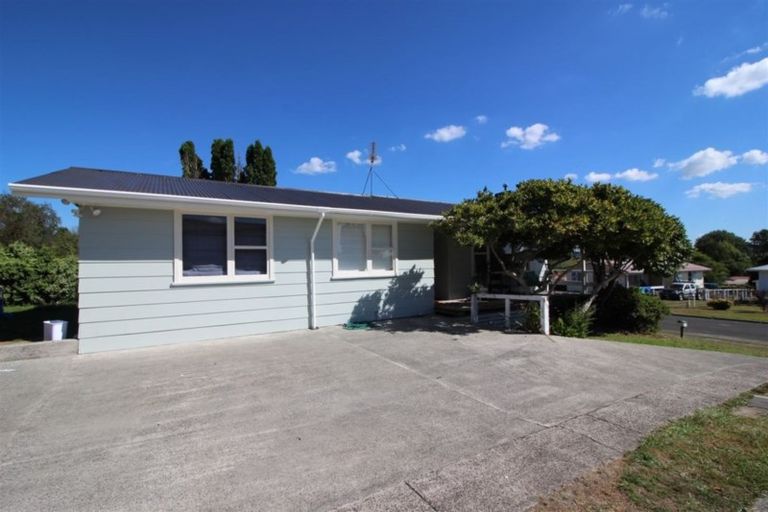 Photo of property in 7 Ruru Place, Tokoroa, 3420