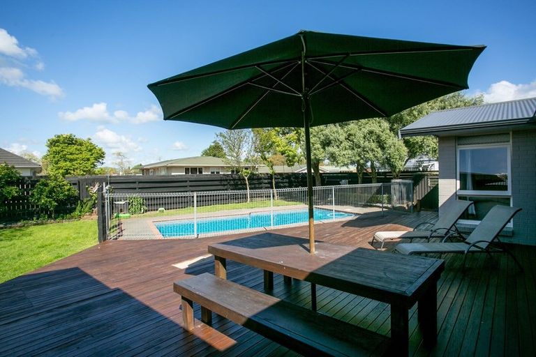 Photo of property in 158 Williams Street, Cambridge, 3434