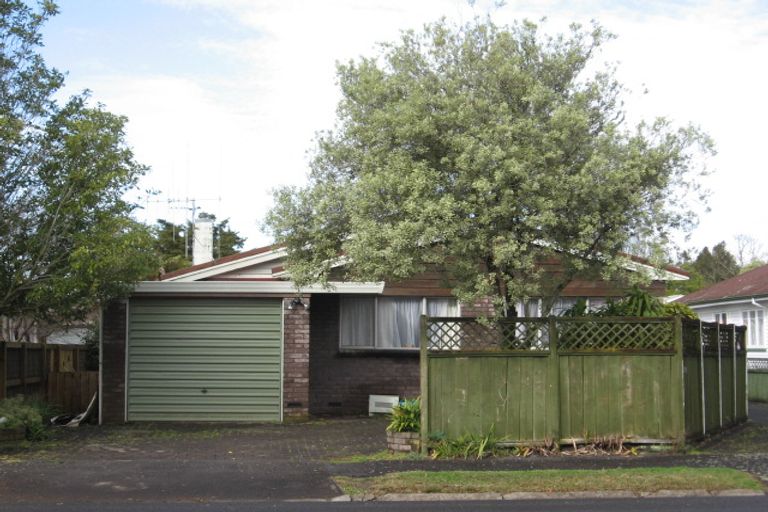 Photo of property in 64e Enderley Avenue, Enderley, Hamilton, 3214