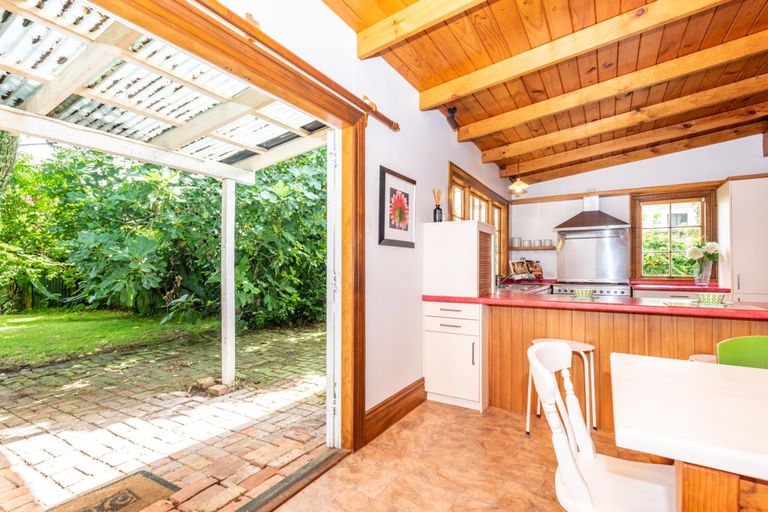 Photo of property in 118 Fox Street, Whataupoko, Gisborne, 4010