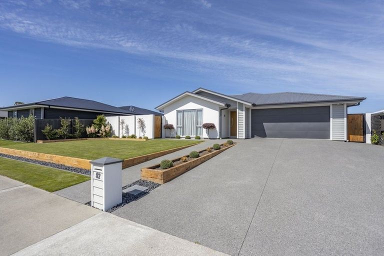 Photo of property in 92 Sutherland Drive, Kaiapoi, 7630