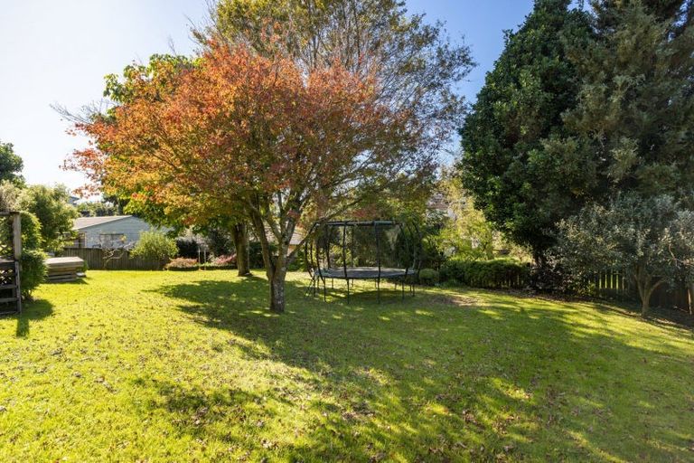 Photo of property in 18 Resolution Road, Welcome Bay, Tauranga, 3112