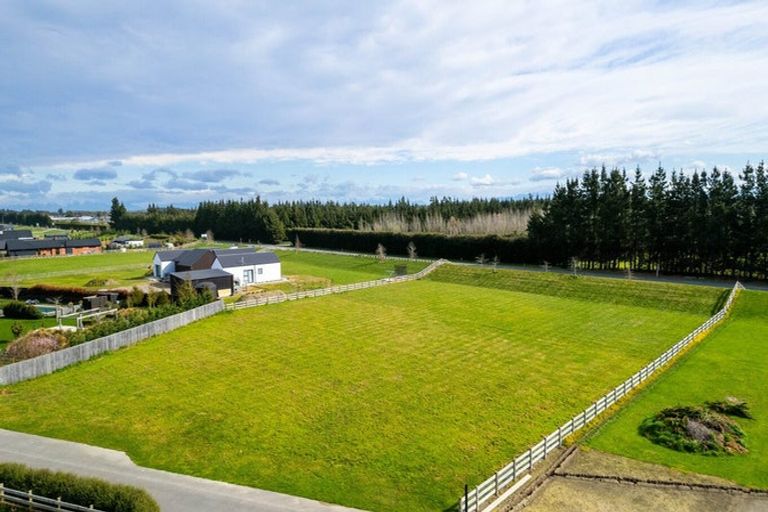 Photo of property in 67 Silver Peaks Drive, West Melton, 7618