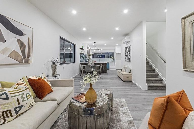 Photo of property in 10 Waka Street, Albany Heights, Auckland, 0632