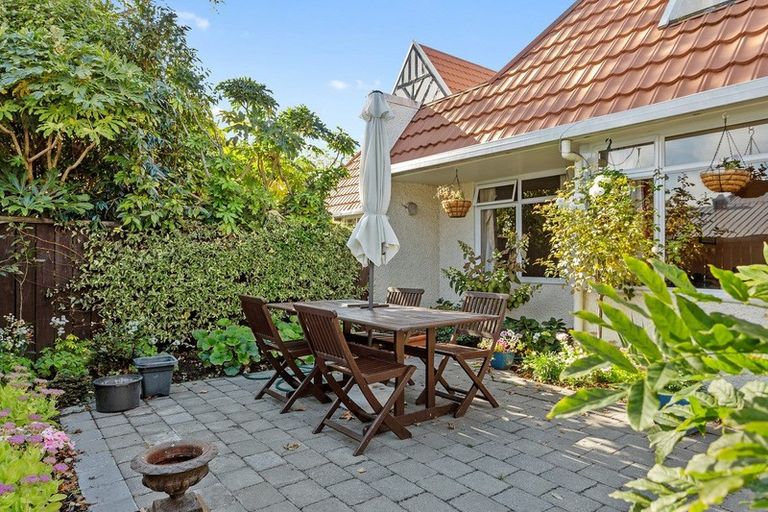 Photo of property in 24d Mansfield Avenue, St Albans, Christchurch, 8014