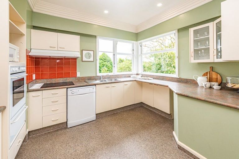 Photo of property in 4 Hillside Terrace, Saint Johns Hill, Whanganui, 4500