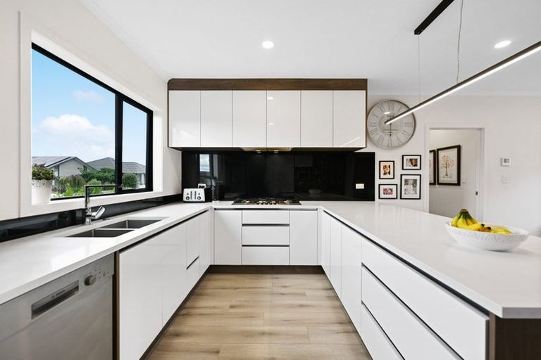 Photo of property in 15 Kereruu Street, Cambridge, 3434