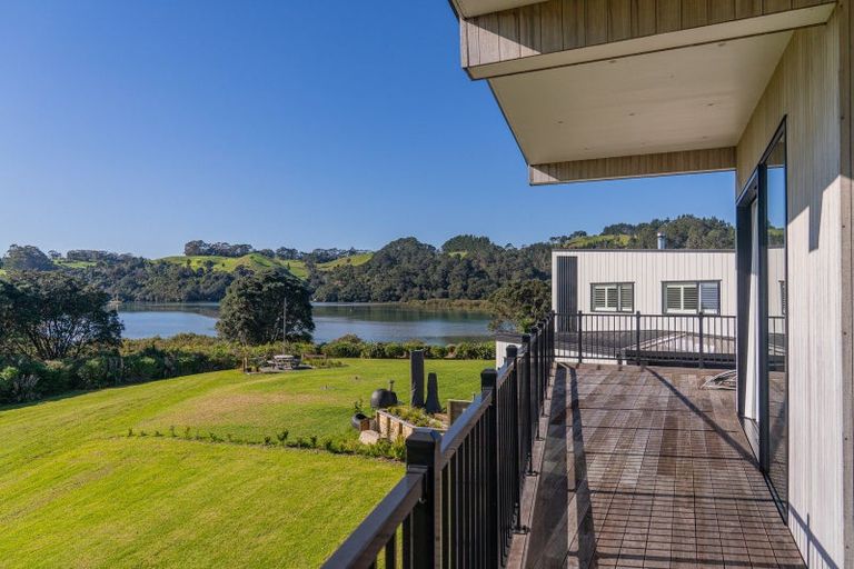 Photo of property in 17 Fred Harsant Drive, Cooks Beach, 3591