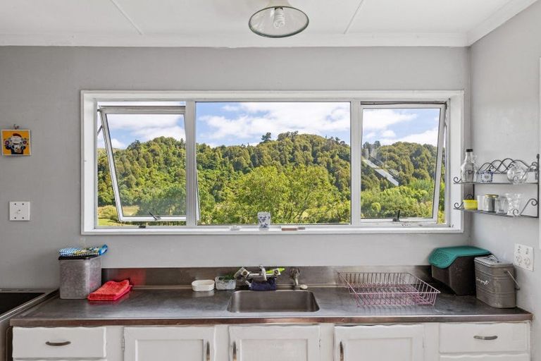 Photo of property in 2654 Pahiatua Pongaroa Road, Makuri, Pahiatua, 4989