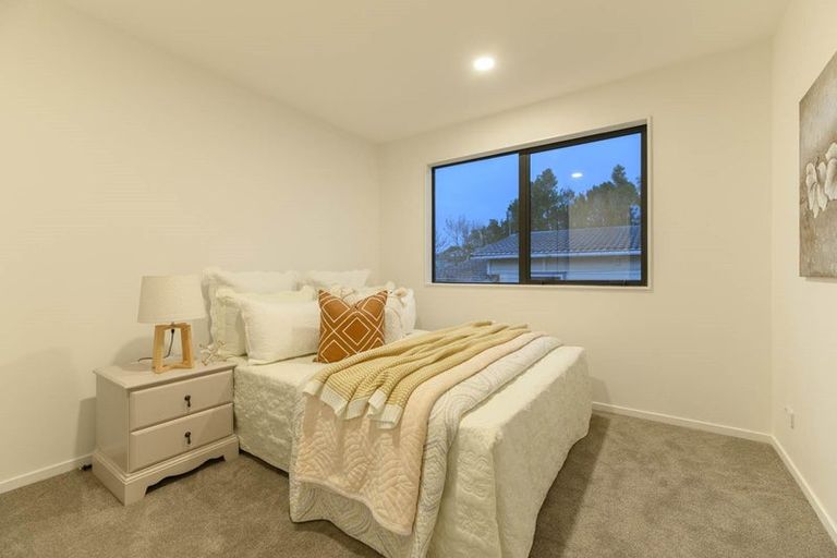 Photo of property in 24d Nikau Street, New Lynn, Auckland, 0600