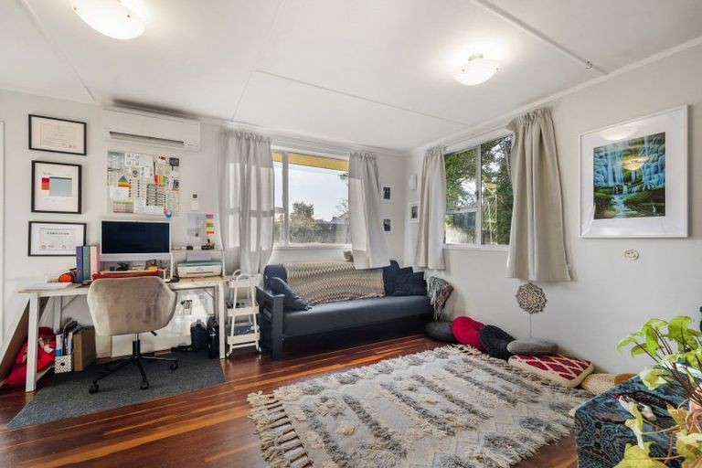 Photo of property in 12 Macdonell Street, Hilltop, Taupo, 3330