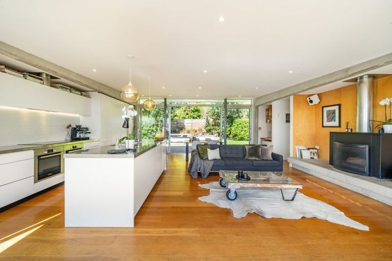 Photo of property in 505 Muritai Road, Eastbourne, Lower Hutt, 5013