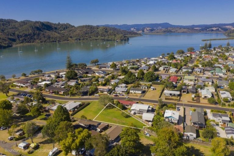 Photo of property in 1c White Street, Whitianga, 3510