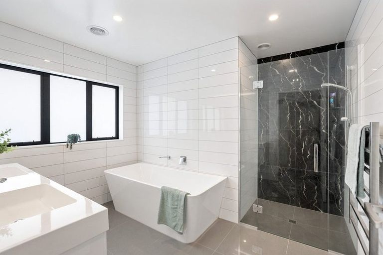 Photo of property in 83 Kotuku Drive, Paraparaumu Beach, Paraparaumu, 5032